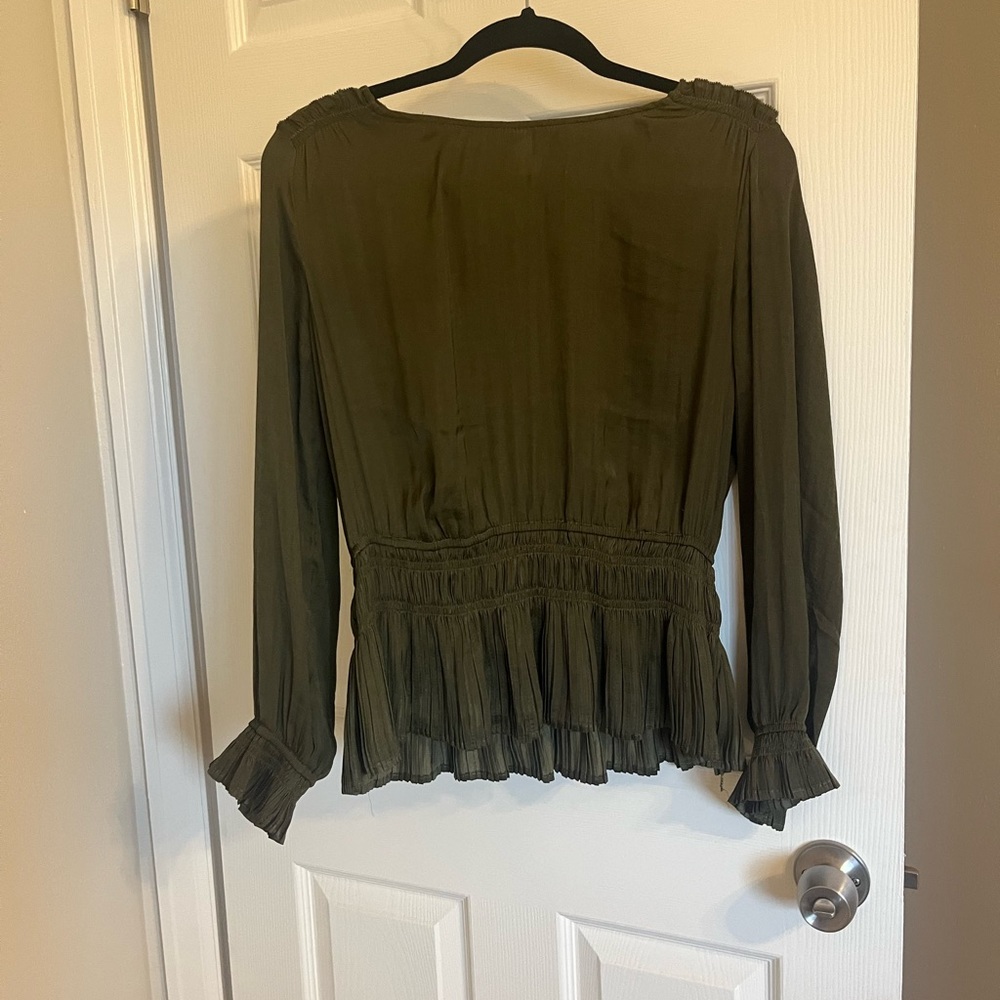 Tahari olive green satin smocked waist long sleeve Blouse medium